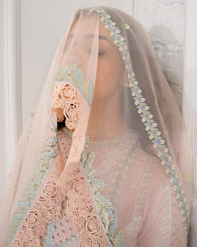 img_mushq_astoria_lawn_23_awwal_boutique