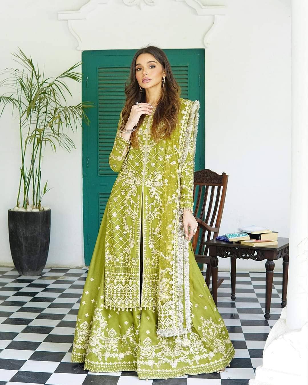 img_faiza_saqlain_nira_wedding_awwal_boutique