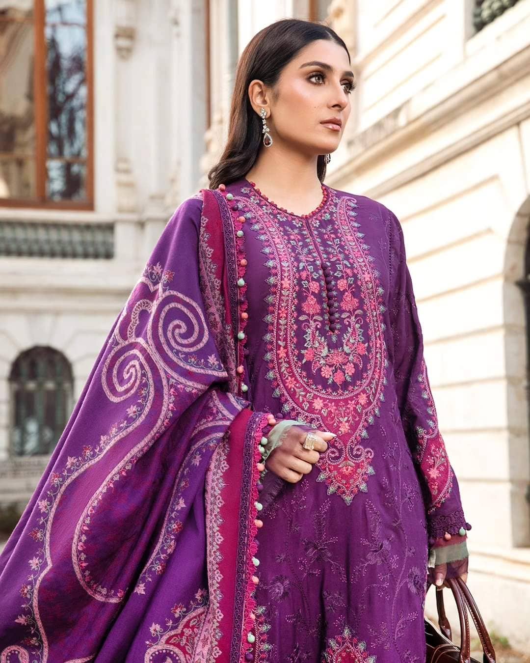 img_maria_b_linen_23_awwal_boutique