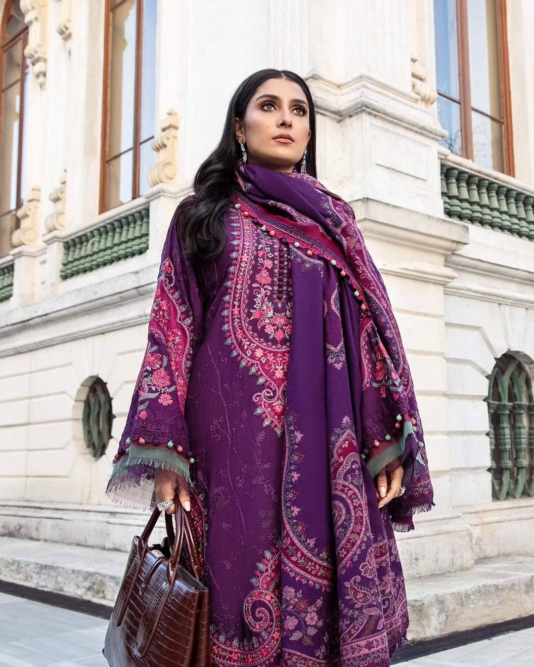 img_maria_b_linen_23_awwal_boutique