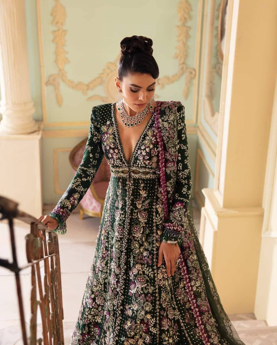 img_republic_womens_wear_wedding_couture_awwal_boutique