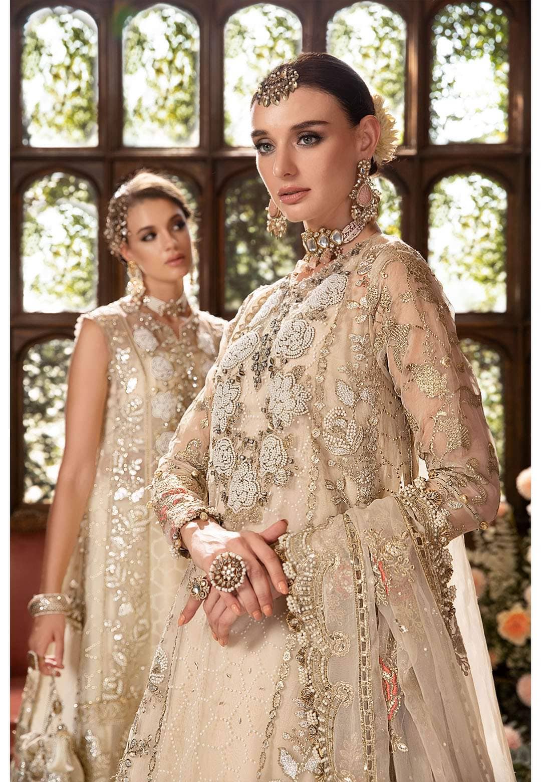 img_mbroidered_maria_b_awwal_boutique