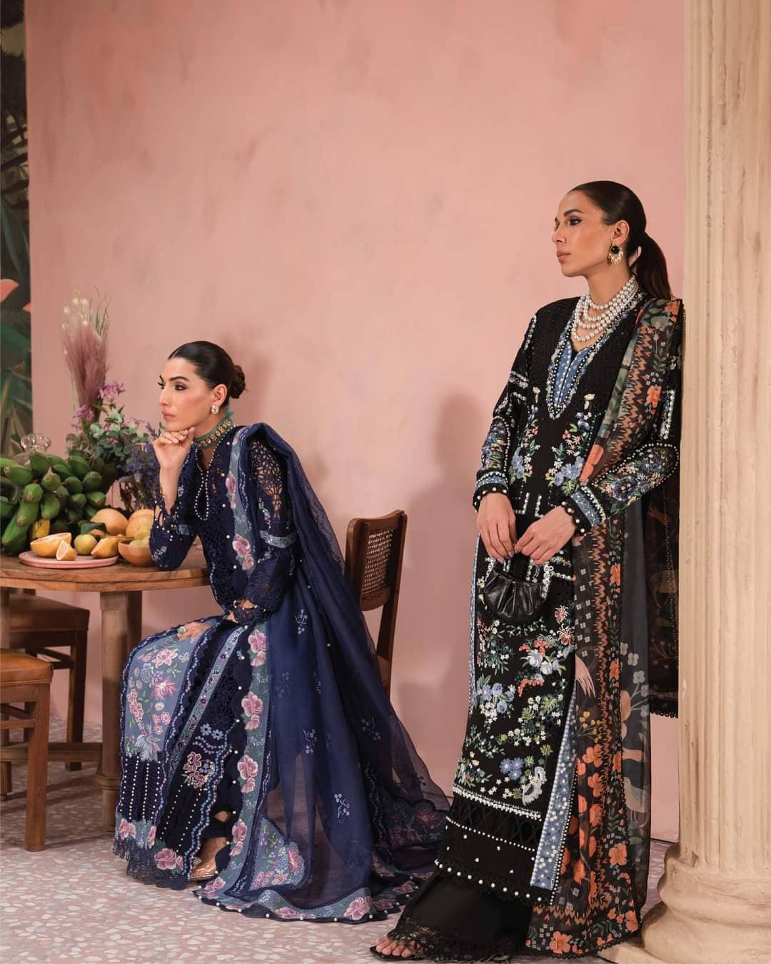 img_afrozeh_painted_garden_lawn_awwal_boutique