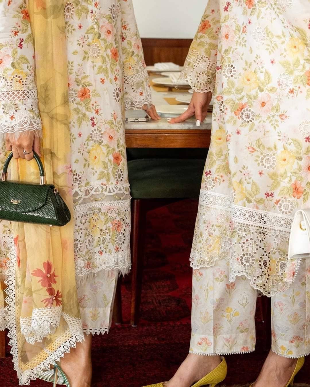 img_spotted_in_saira_rizwan_lawn_awwal_boutique