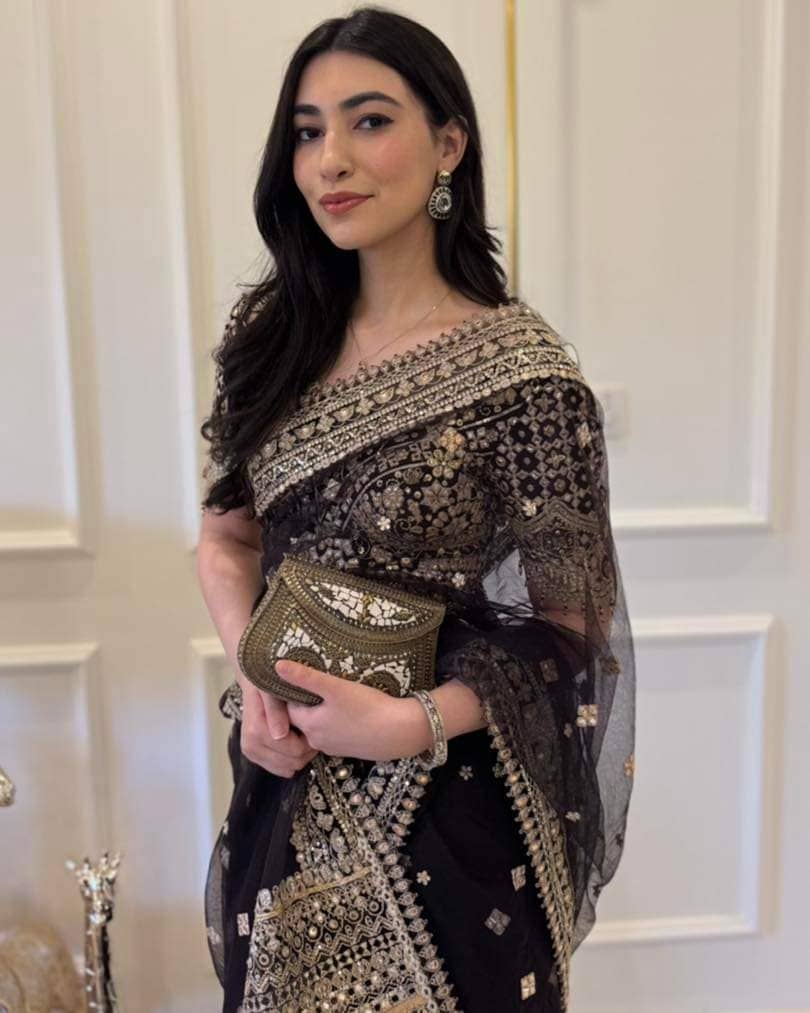 img_spotted_qalamkar_awwal_boutique