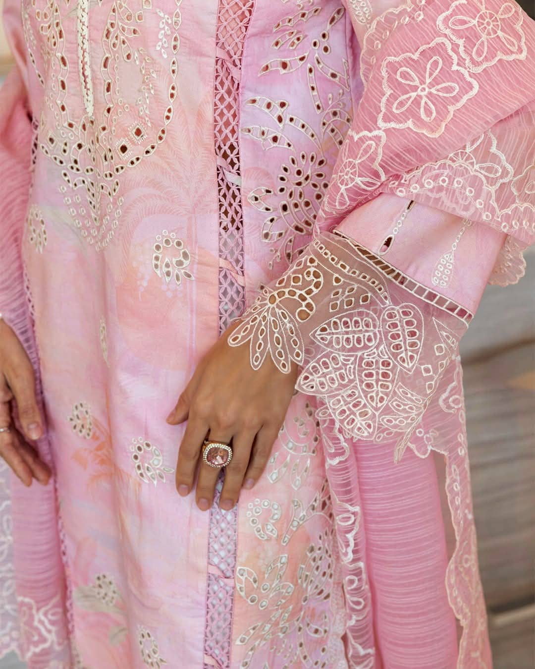 img_rang_rasiya_premium_awwal_boutique