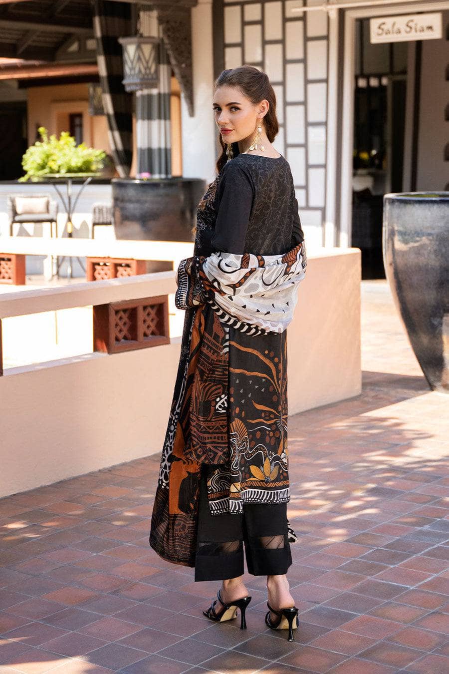 ing_ramsha_ghazal_lawn_awwal_boutique