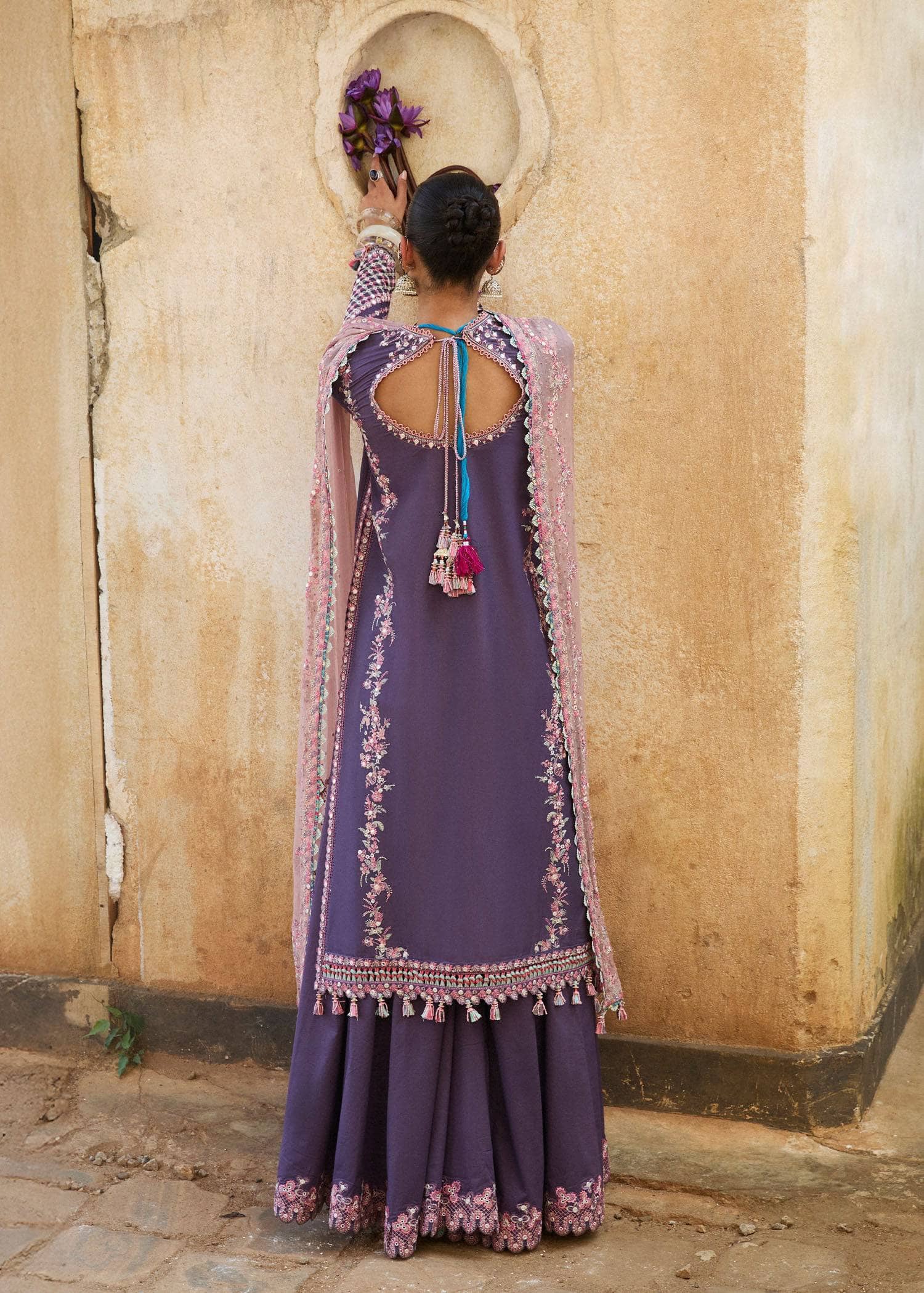 img_hussain_rehar_lawn_25_awwal_boutique