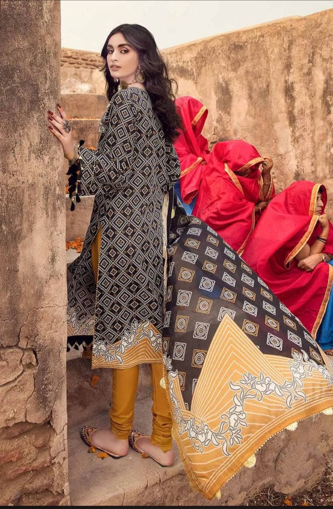 img_gul_ahmed_chunari_lawn_23_awwal_boutiqur