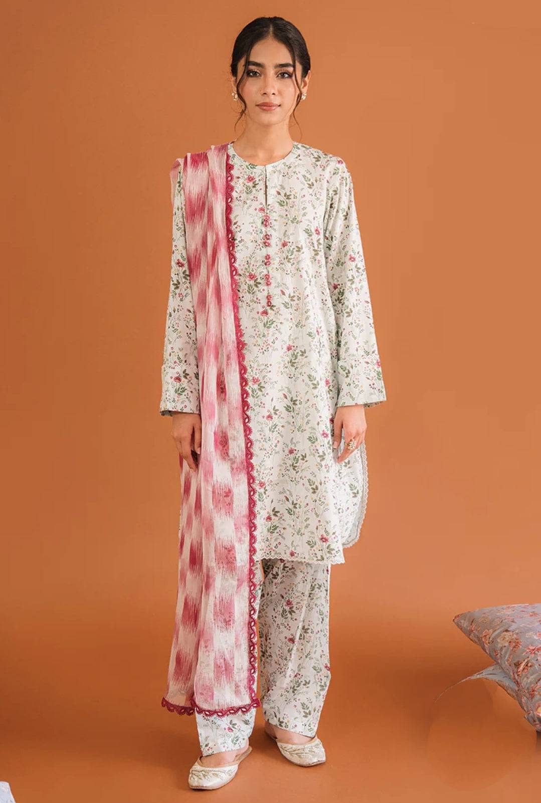 img_cross_stitch_lawn_23_awwal_boutique