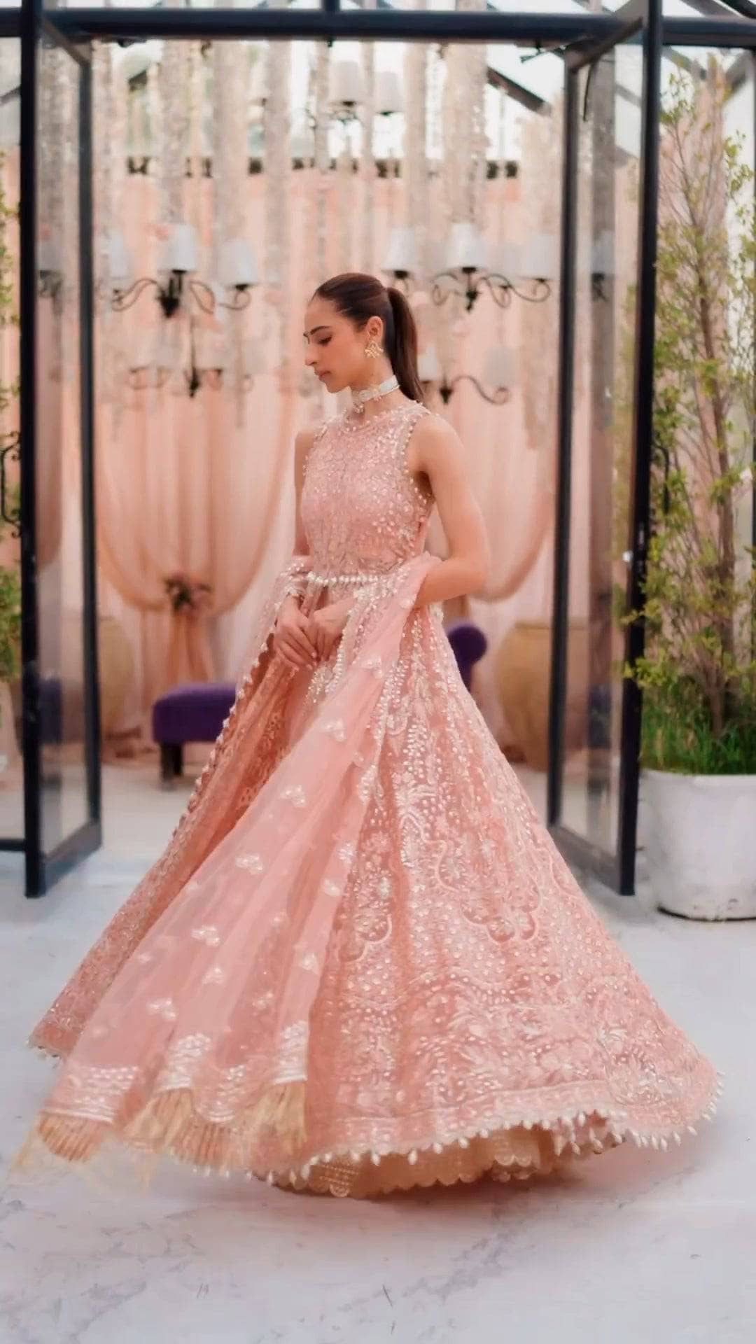 img_spottee_in_afrozeh_dastaangoi_awwal_boutique