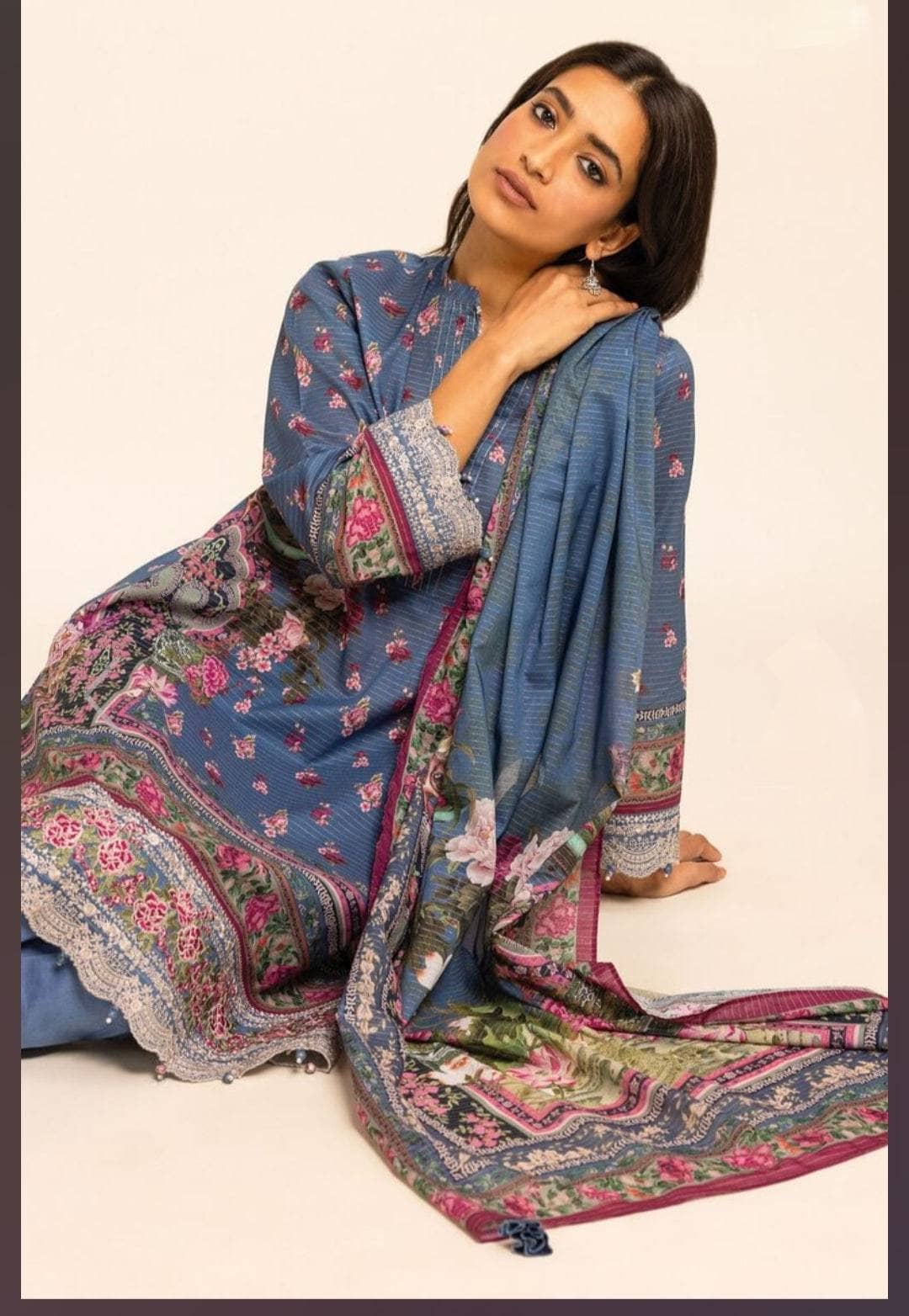 img_khaadi_lawn_24_awwal_boutique