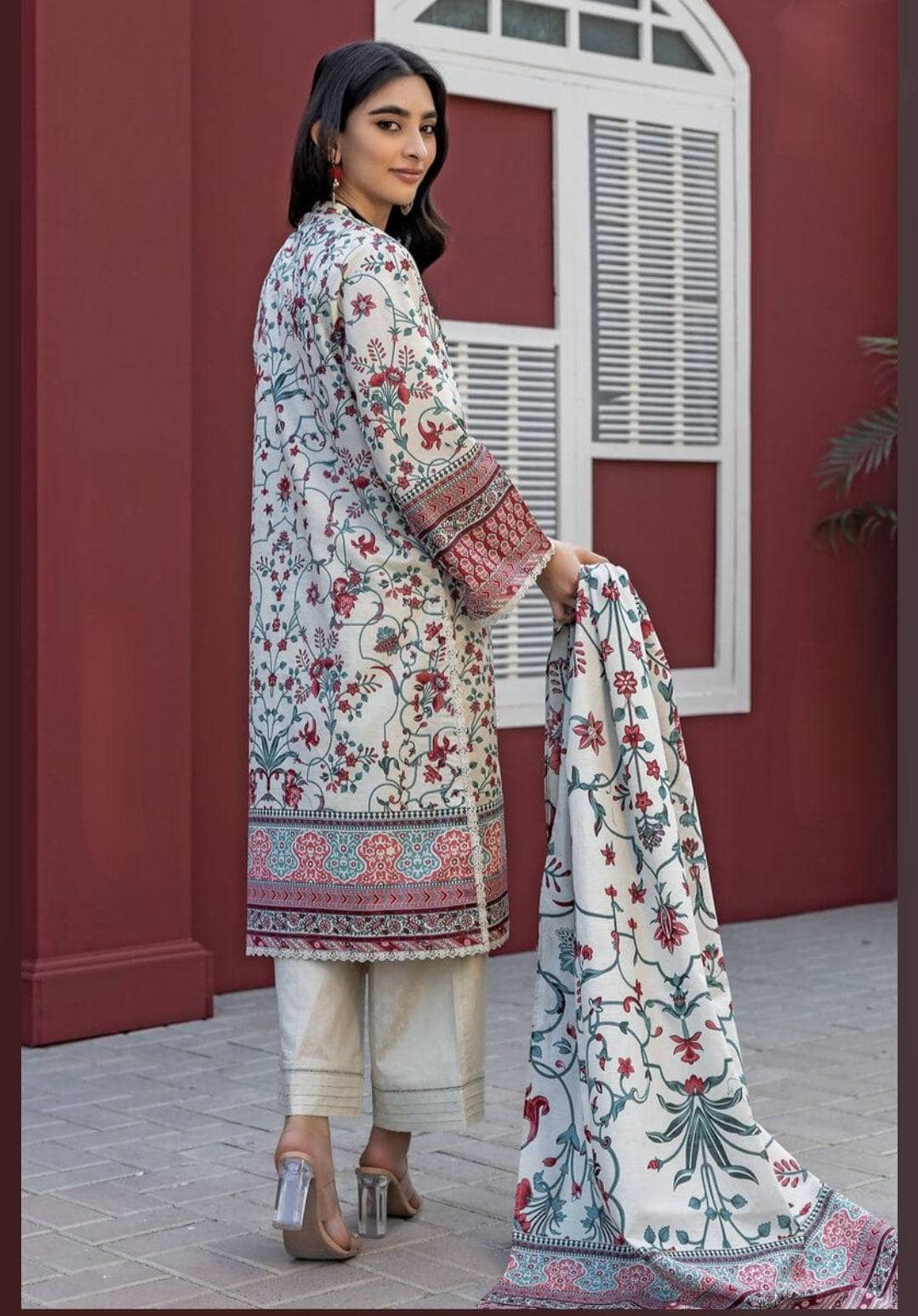 img_khaadi_lawn_24_awwal_boutique