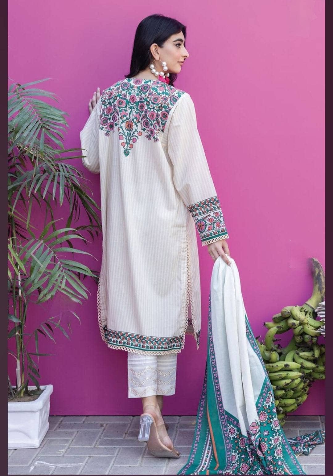 img_khaadi_lawn_24_awwal_boutique