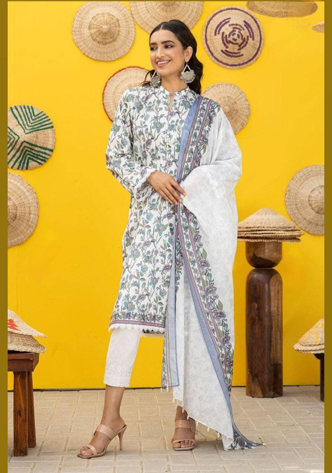 img_khaadi_lawn_24_awwal_boutique