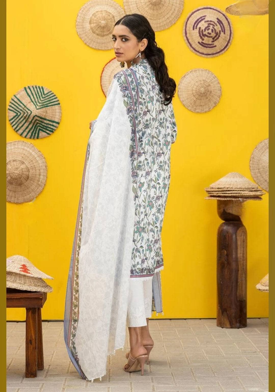 img_khaadi_lawn_24_awwal_boutique