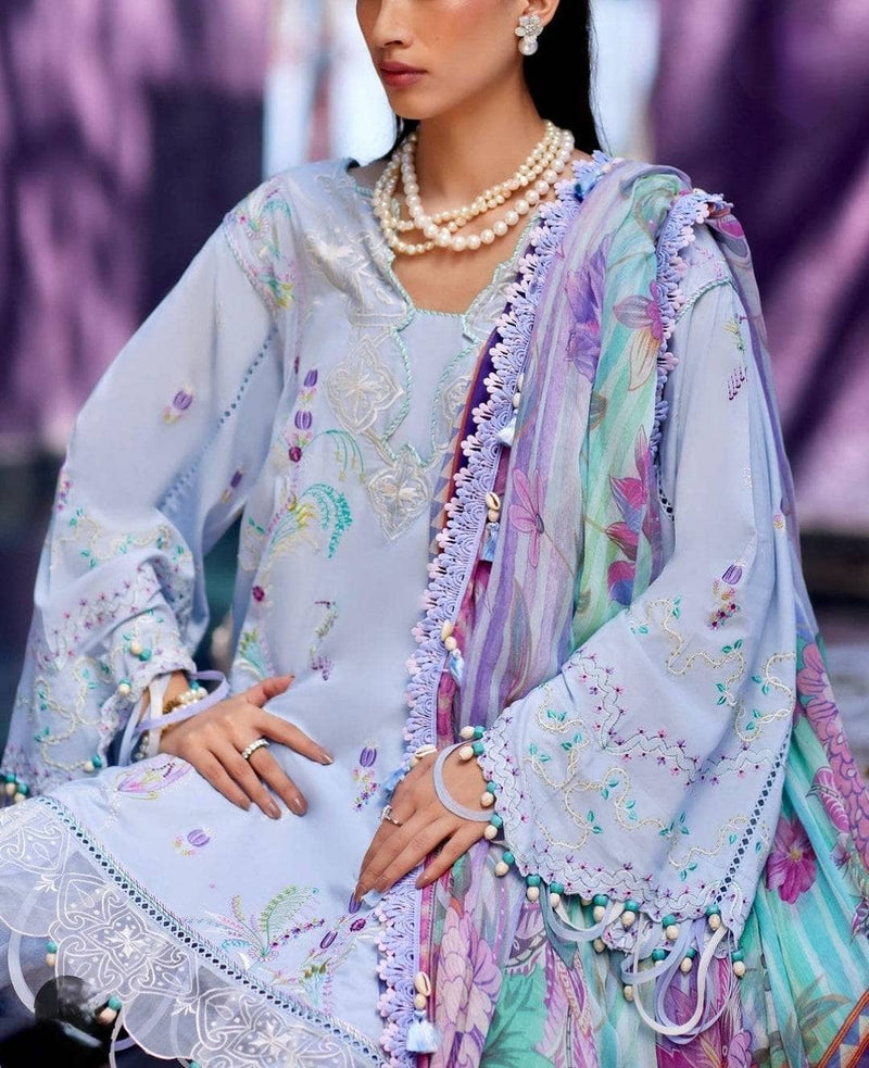 ing_farah_talib_aziz_lawn_24_awwal_boutique