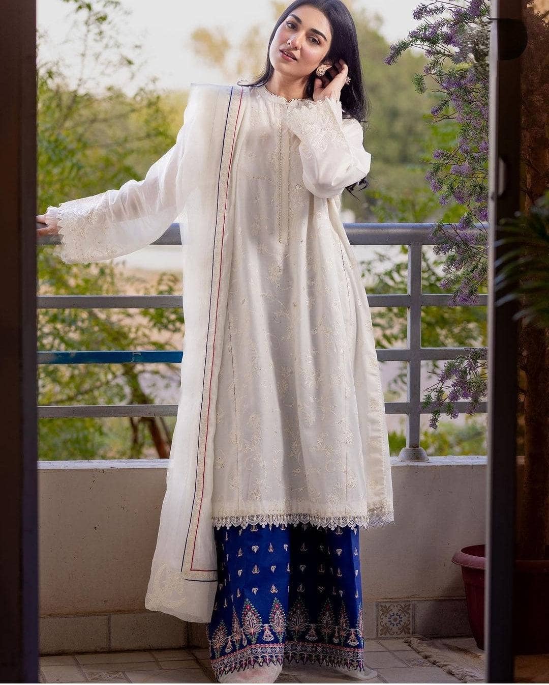 img_zara_shahjahan_lawn_24_awwal_boutique