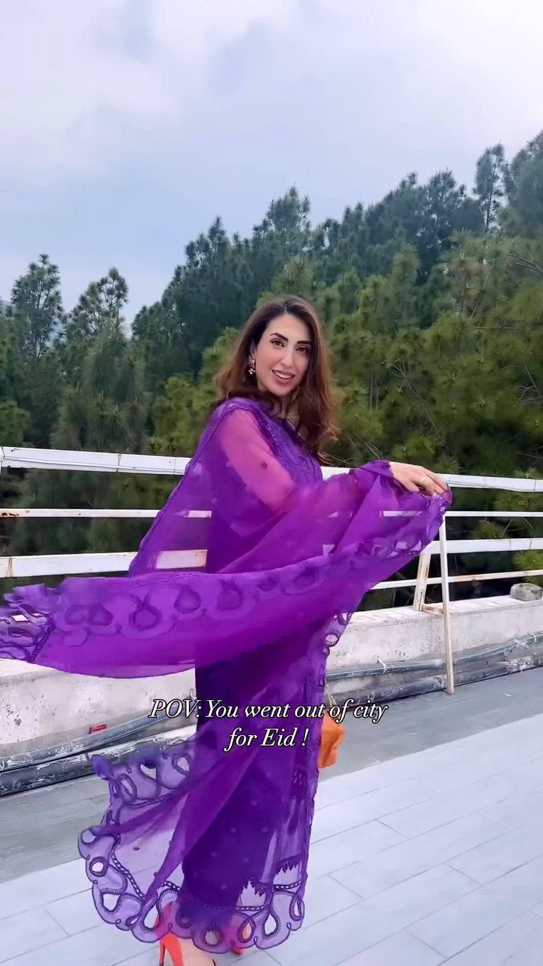 img_spotted_in_maria_b_awwal_boutique