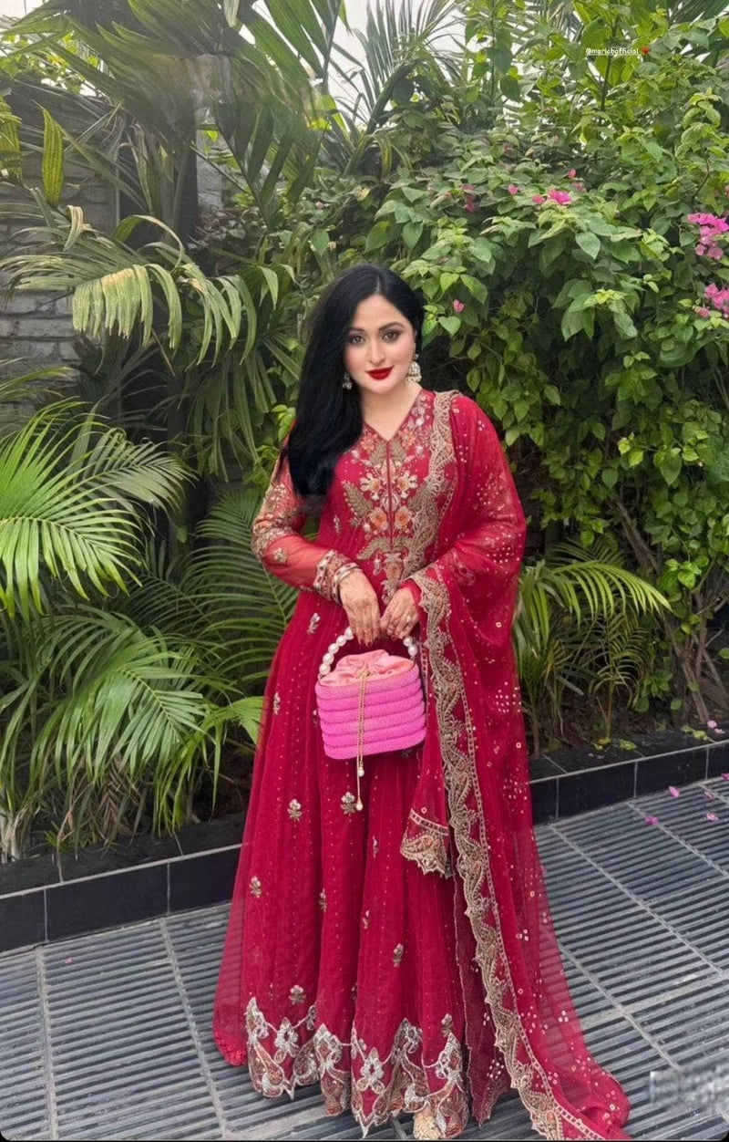 img_maria_b_lawn_24_awwal_boutique