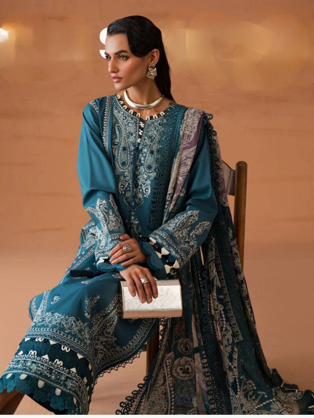 img_jade_premium_lawn_24_awwal_boutique