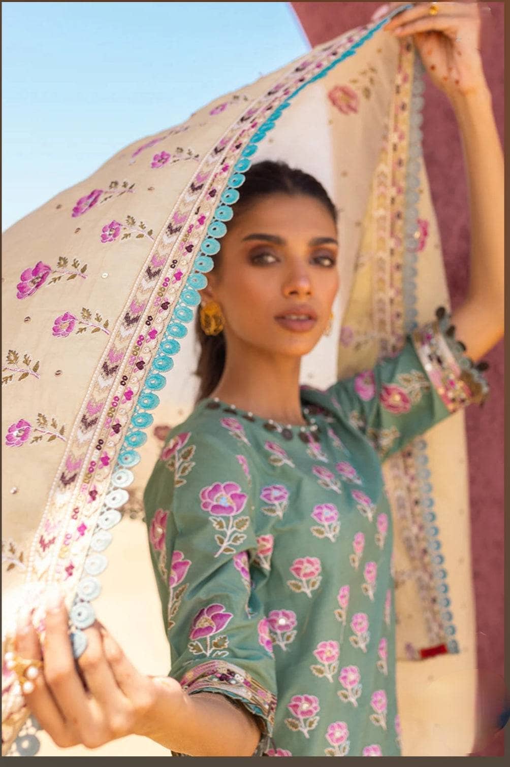 img_cross_stitch_eid_lawn_24_awwal_boutique