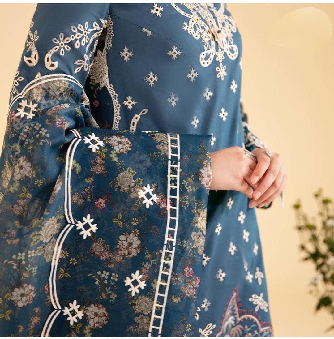 img_qalamkar_q_line_awwal_boutique