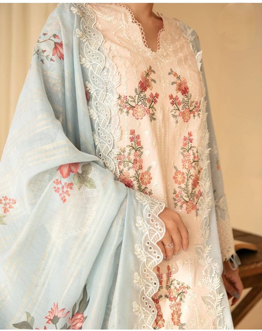 img_qalamkar_q_line_awwal_boutique