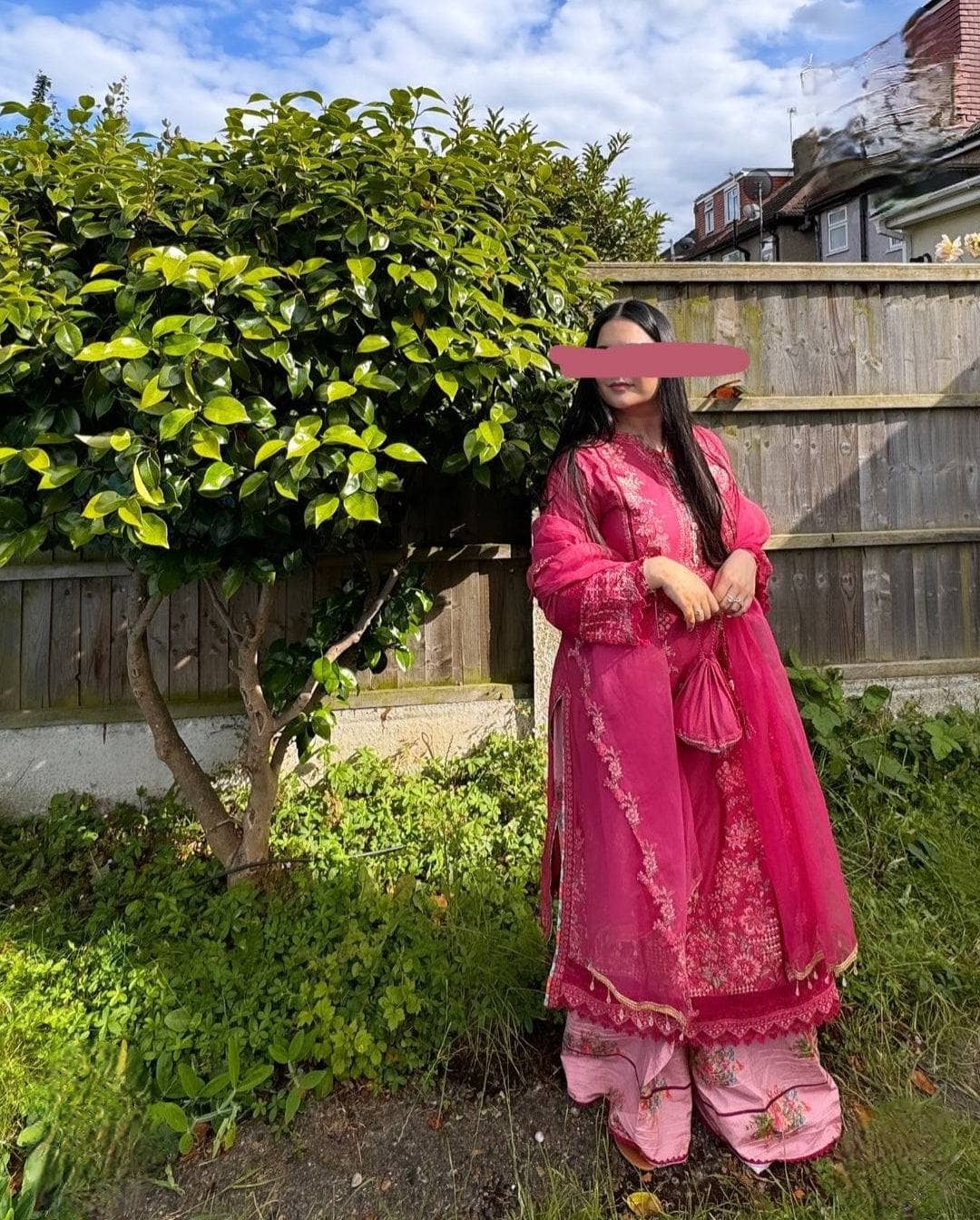 img_hussain_rehar_lawn_awwal_boutique