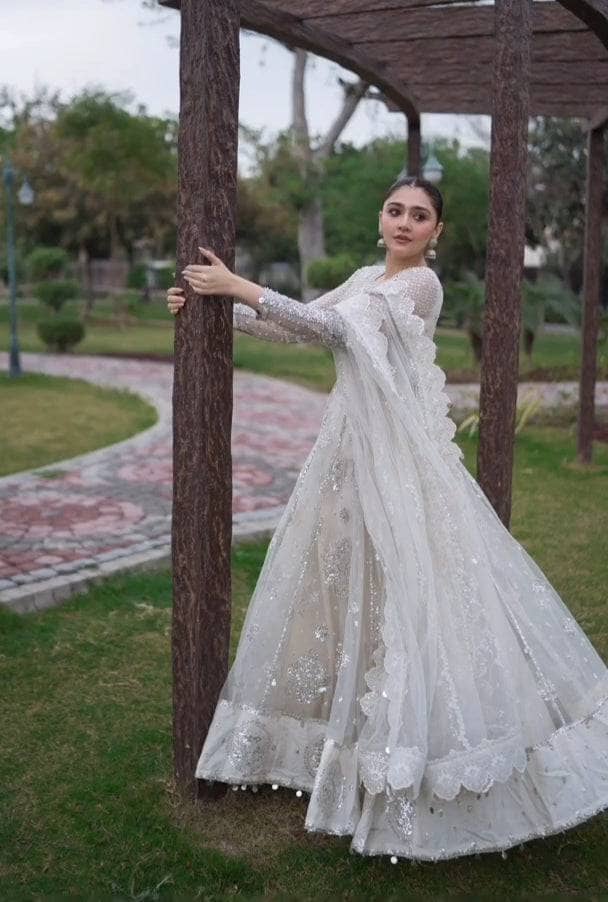 img_hussain_rehar_wedding_couture_awwal_boutique