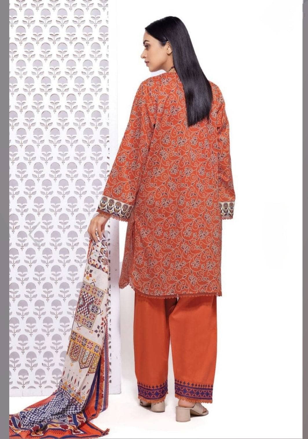 img_khaadi_lawn_24_awwal_boutique