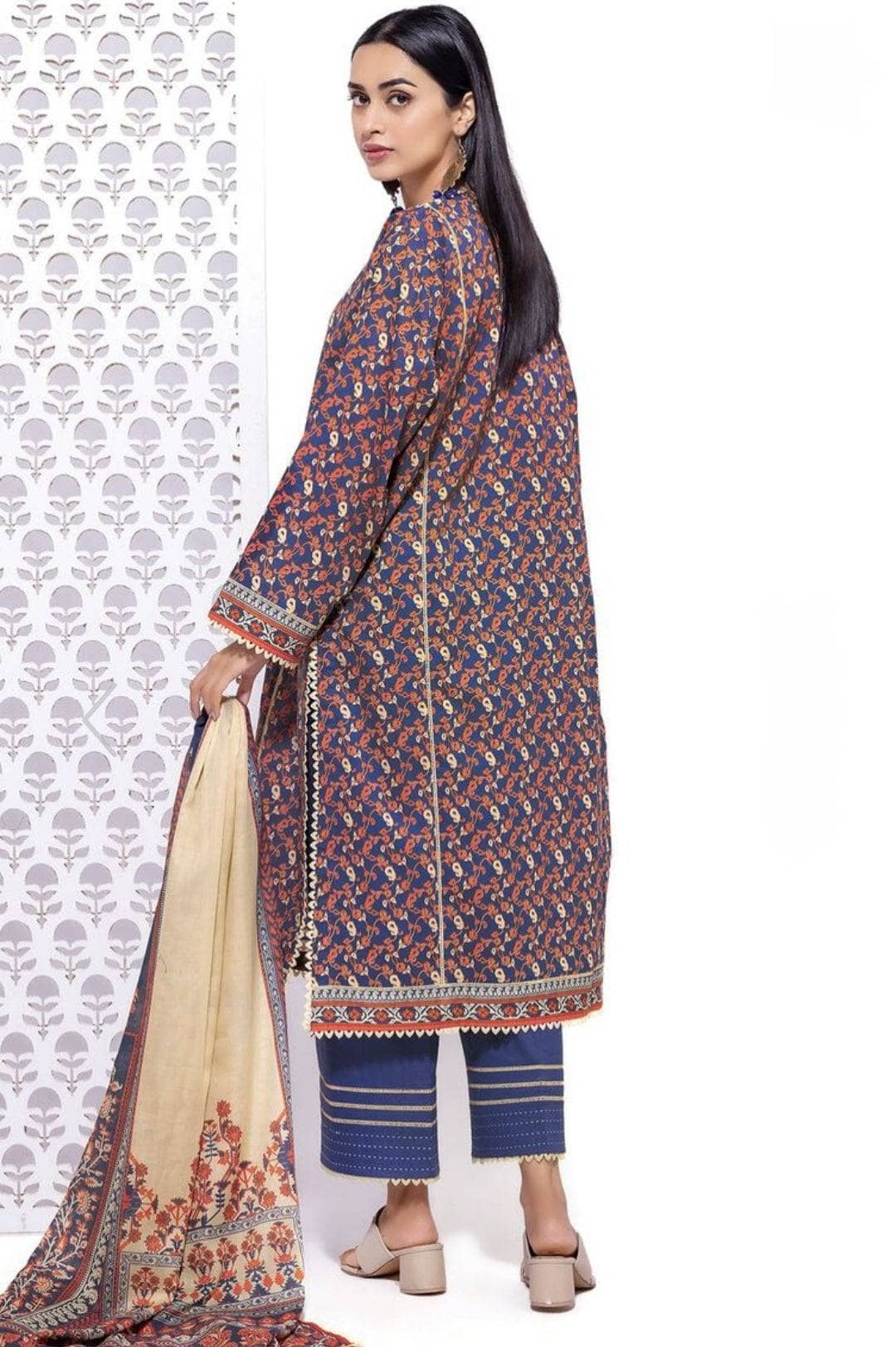 img_khaadi_lawn_24_awwal_boutique