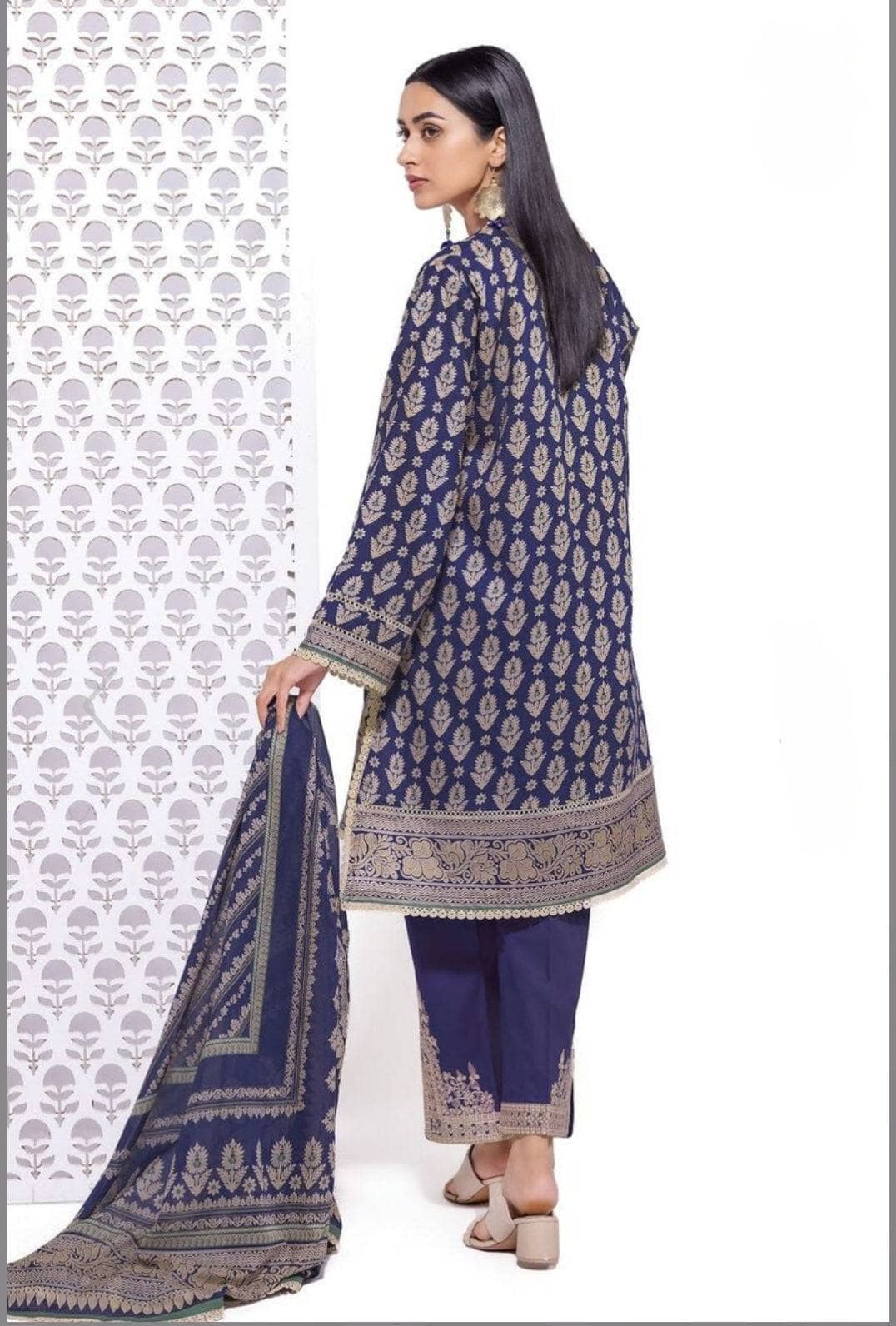 img_khaadi_lawn_24_awwal_boutique