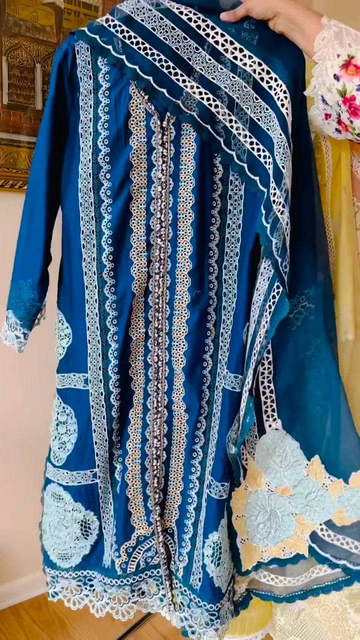 Stitched Look of Unstitched Crimson Luxury Lawn/Vol 2/Medley of Lace - D7 A/Size - S M L XL