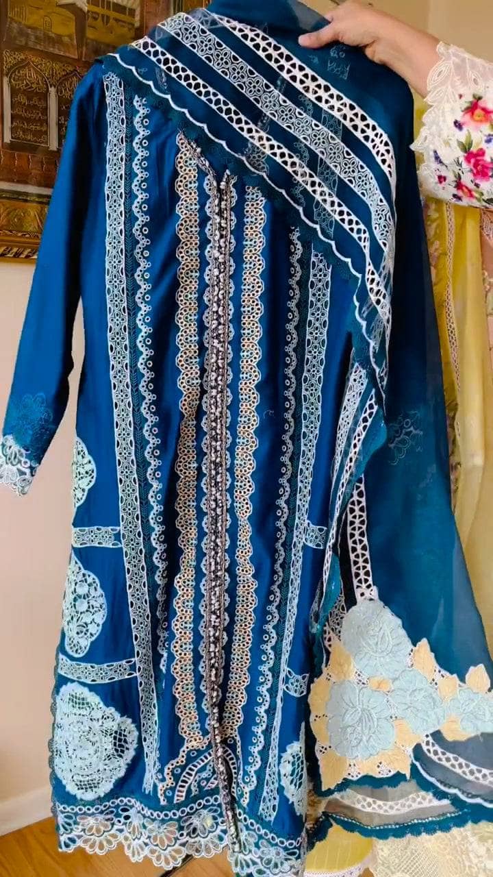 Stitched Look of Unstitched Crimson Luxury Lawn/Vol 2/Medley of Lace - D7 A/Size - S M L XL