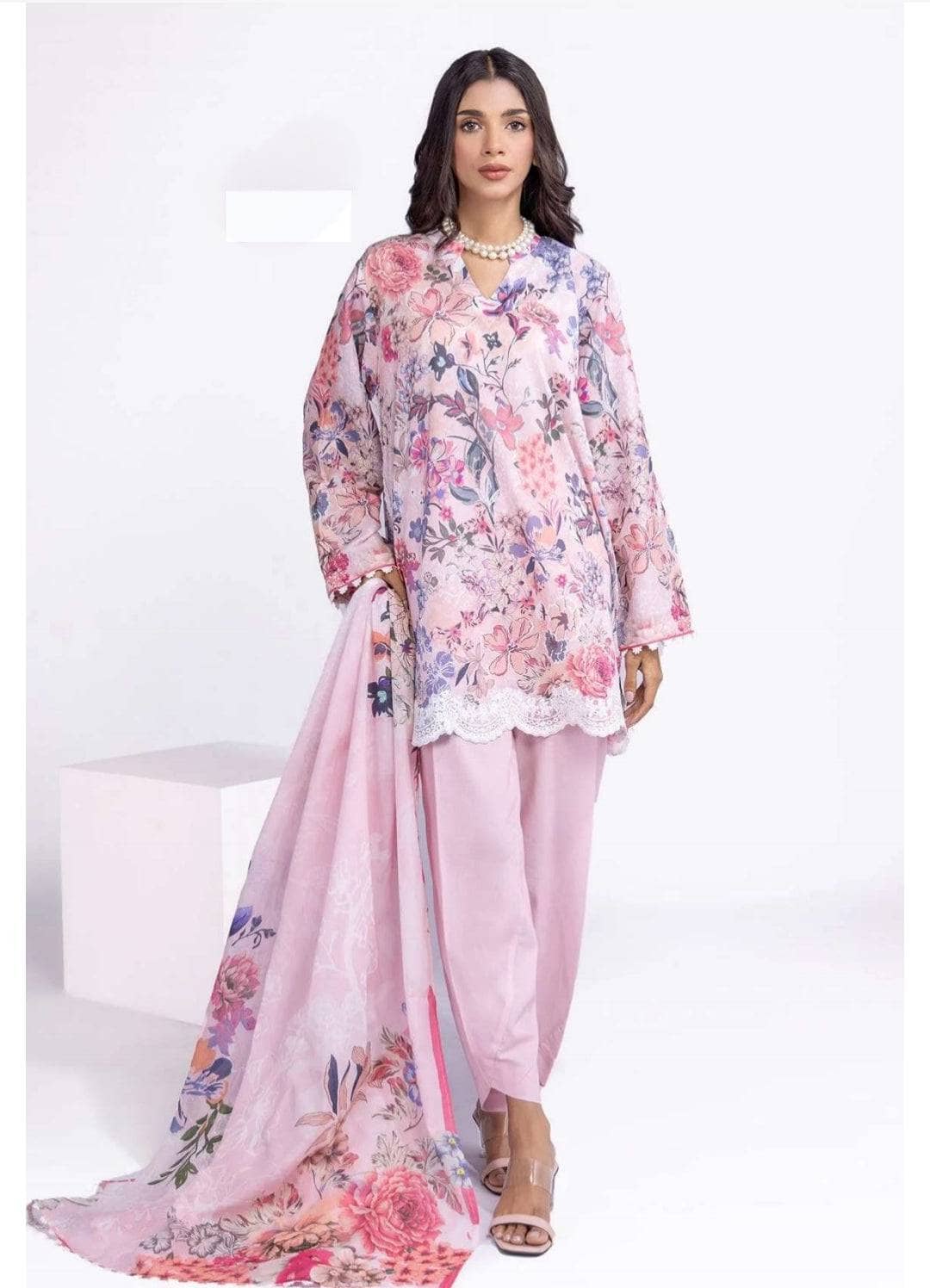 img_khaadi_lawn_25_awwal_boutique