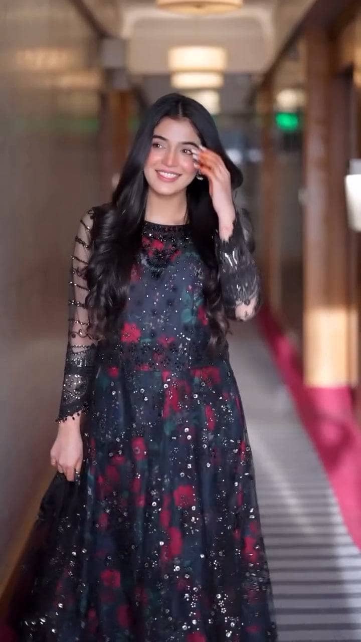 img_baroque_chantelle_awwal_boutique