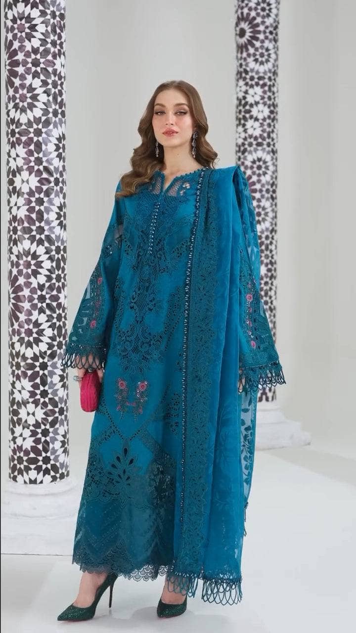 img_maria_b_lawn_awwal_boutique