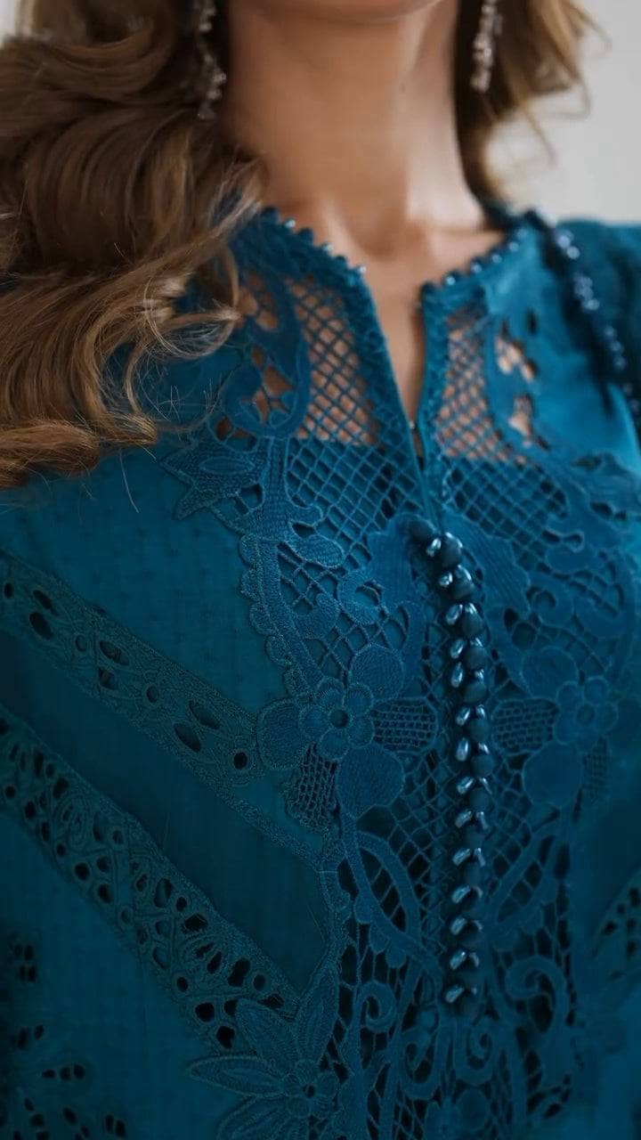 img_maria_b_lawn_awwal_boutique