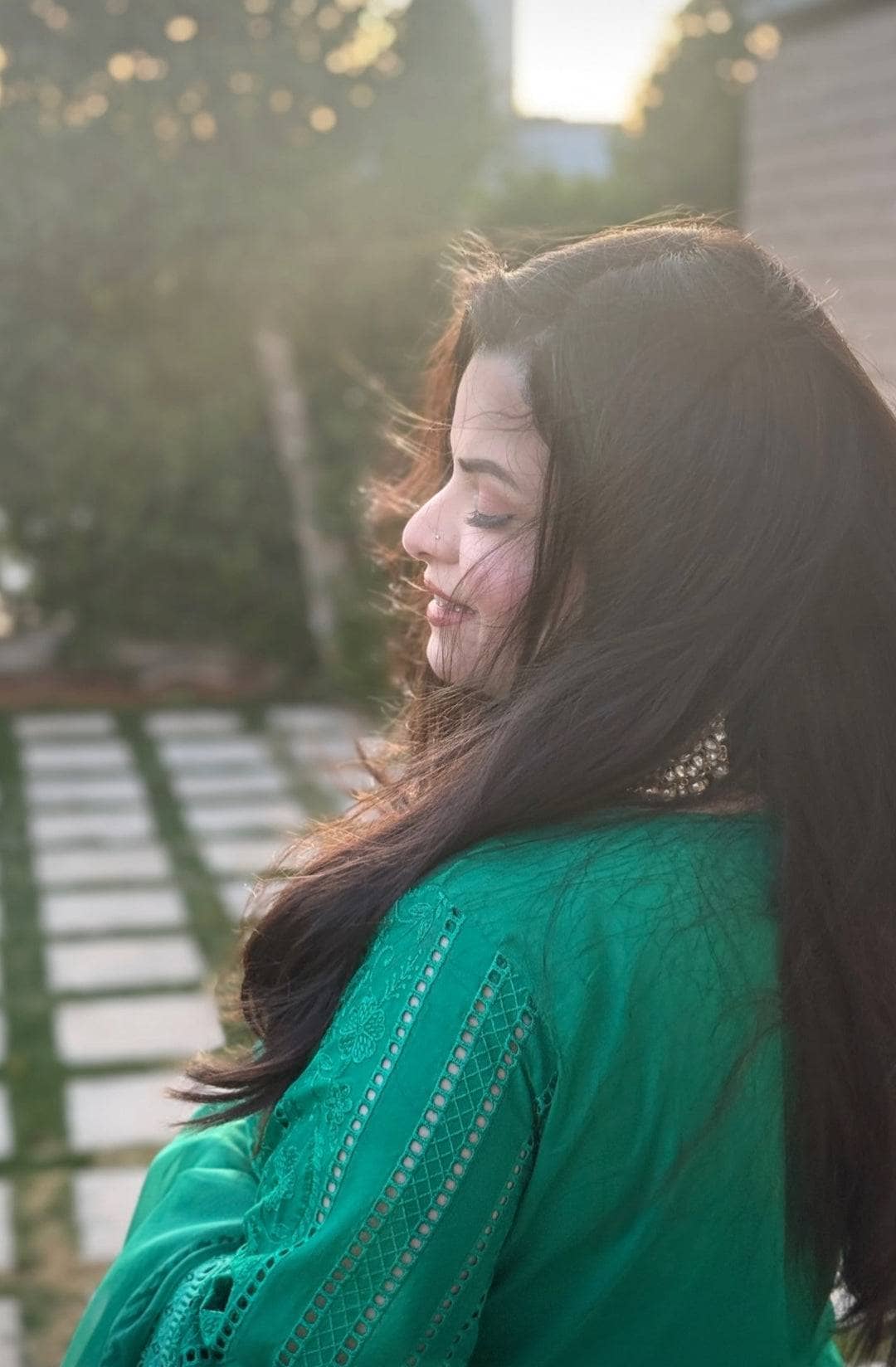 img_maria_b_lawn_25_awwal_boutique