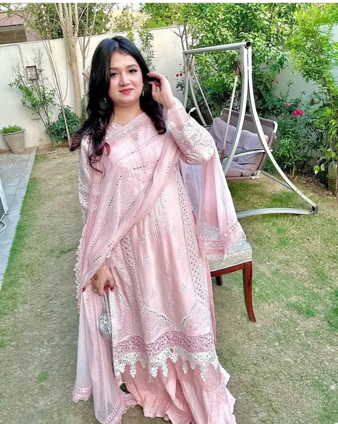 img_maria_b_lawn_25_awwal_boutique