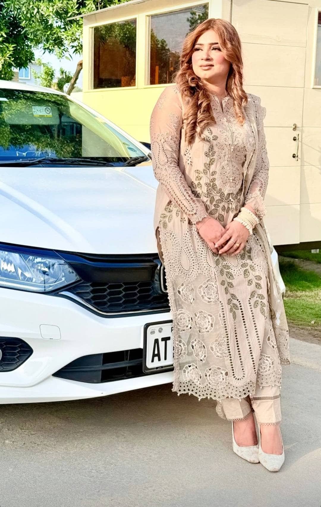 img_maria_b_lawn_awwal_boutique