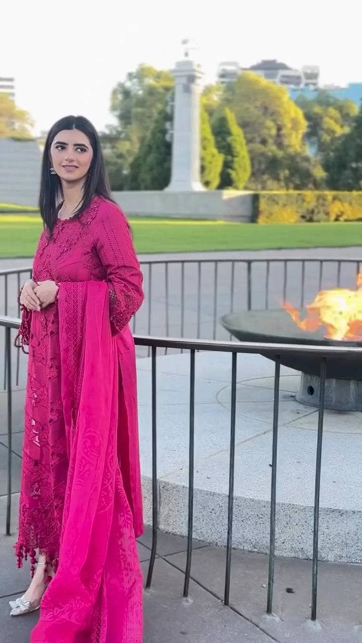 img_maria_b_lawn_awwal_boutique