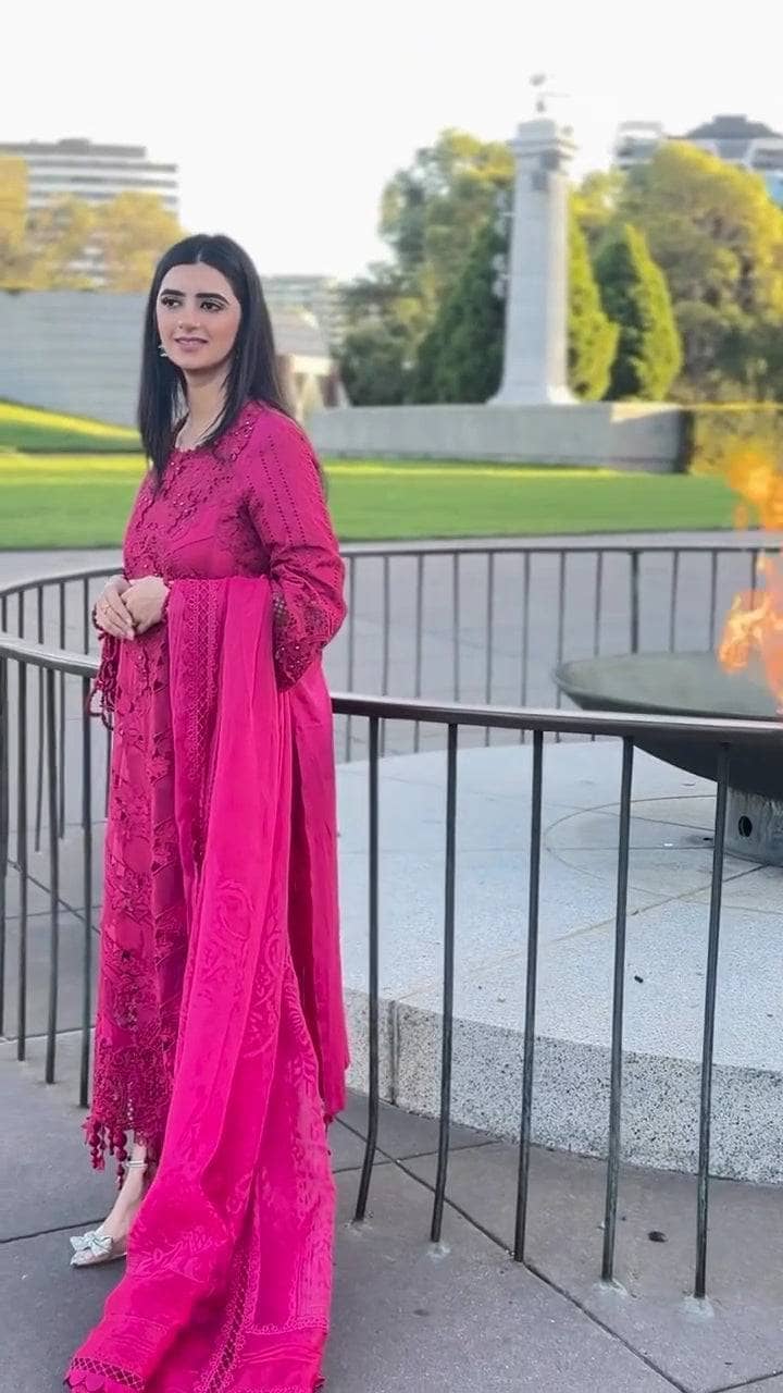 Spotted in Maria B Luxury Lawn 25/8A/Fuchsia Pink