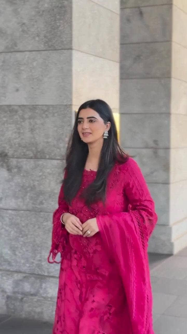 Spotted in Maria B Luxury Lawn 25/8A/Fuchsia Pink