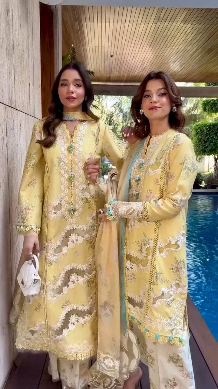 Spotted in Saira Shakira Lawn 25/SERENA-A/Macroon/Silk Dupatta