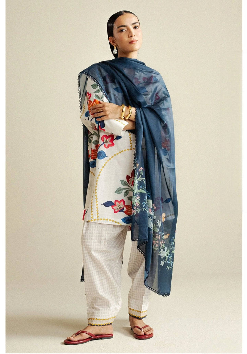 img_coco_fall_edit_zara_shahjahan_awwal_boutique