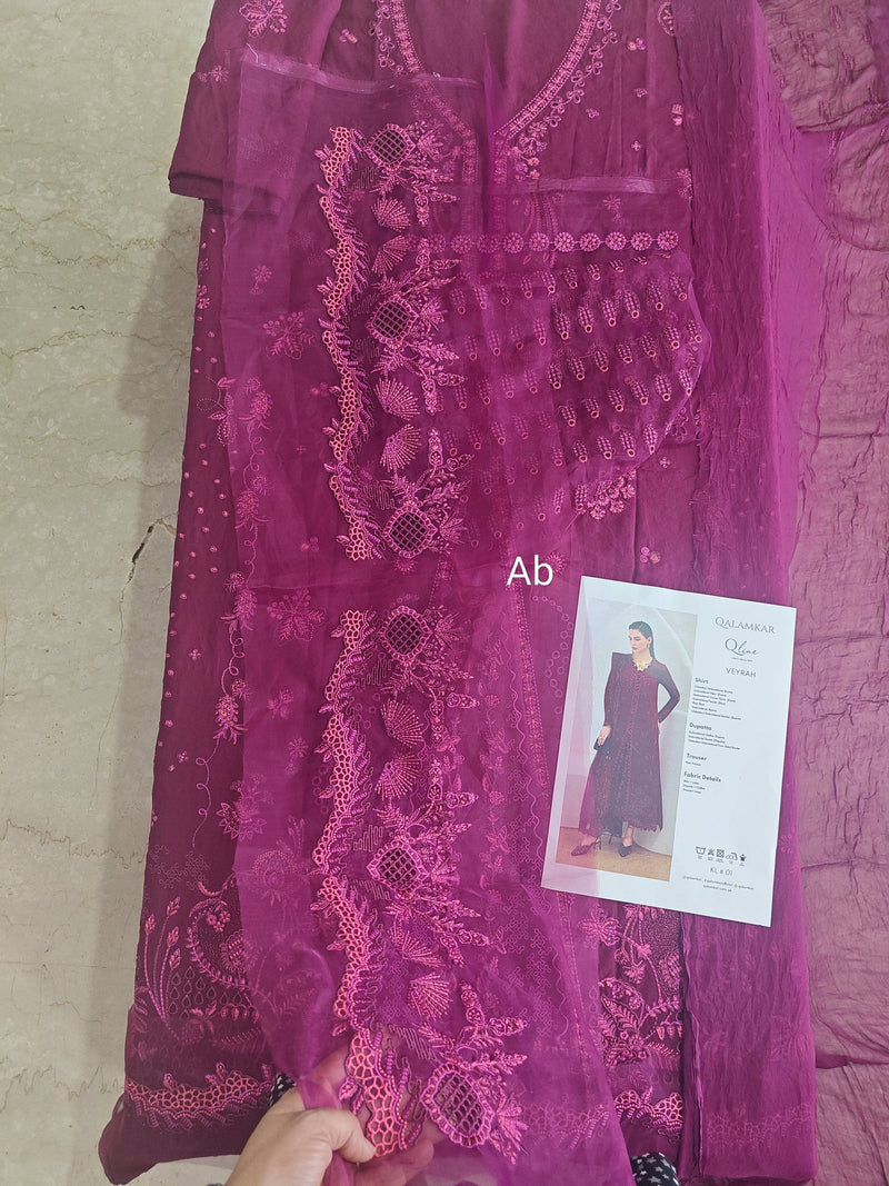 img_qalamkar_q_line_linen_awwal_boutique