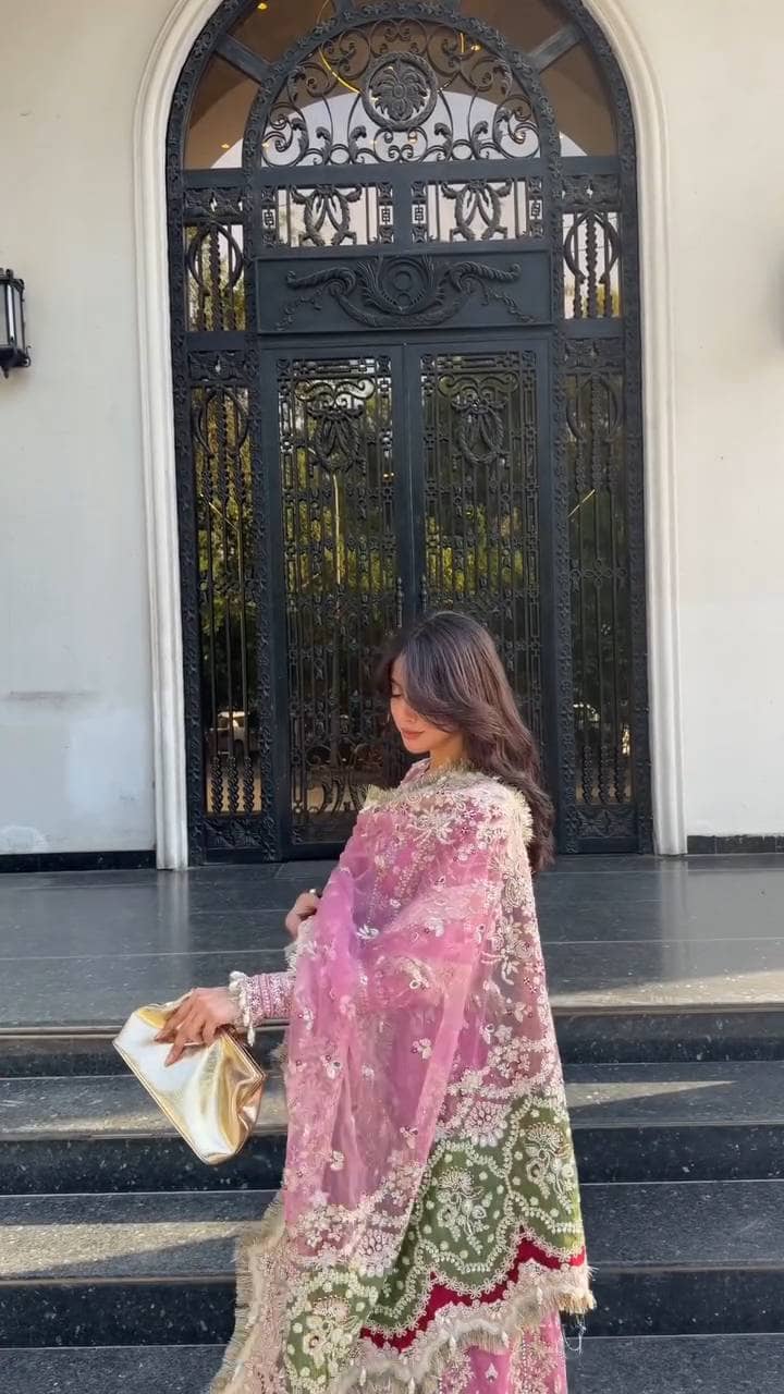 Spotted in  Afrozeh Dastangoi Formals 26/Riwayat/Rose Pink