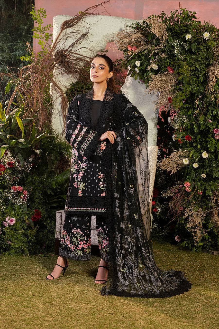 Sobia Nazir Lawn 25/14B